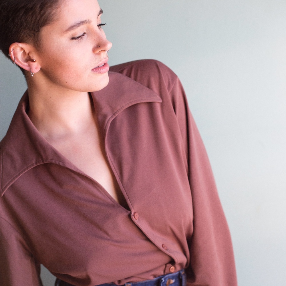 That Vintage 1970's Deep V-Neck Chocolate Shirt - Picture 3 of 8